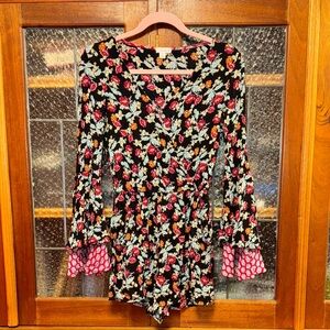 Xhilaration Black Floral Patterned Romper Size Small